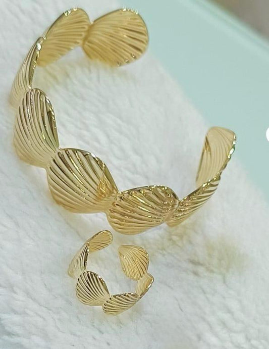 Golden Shell Bracelet and Ring for Girls